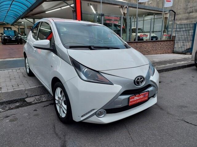 Toyota Aygo 1.0 VVT-i 69 CV 5 porte x-pure