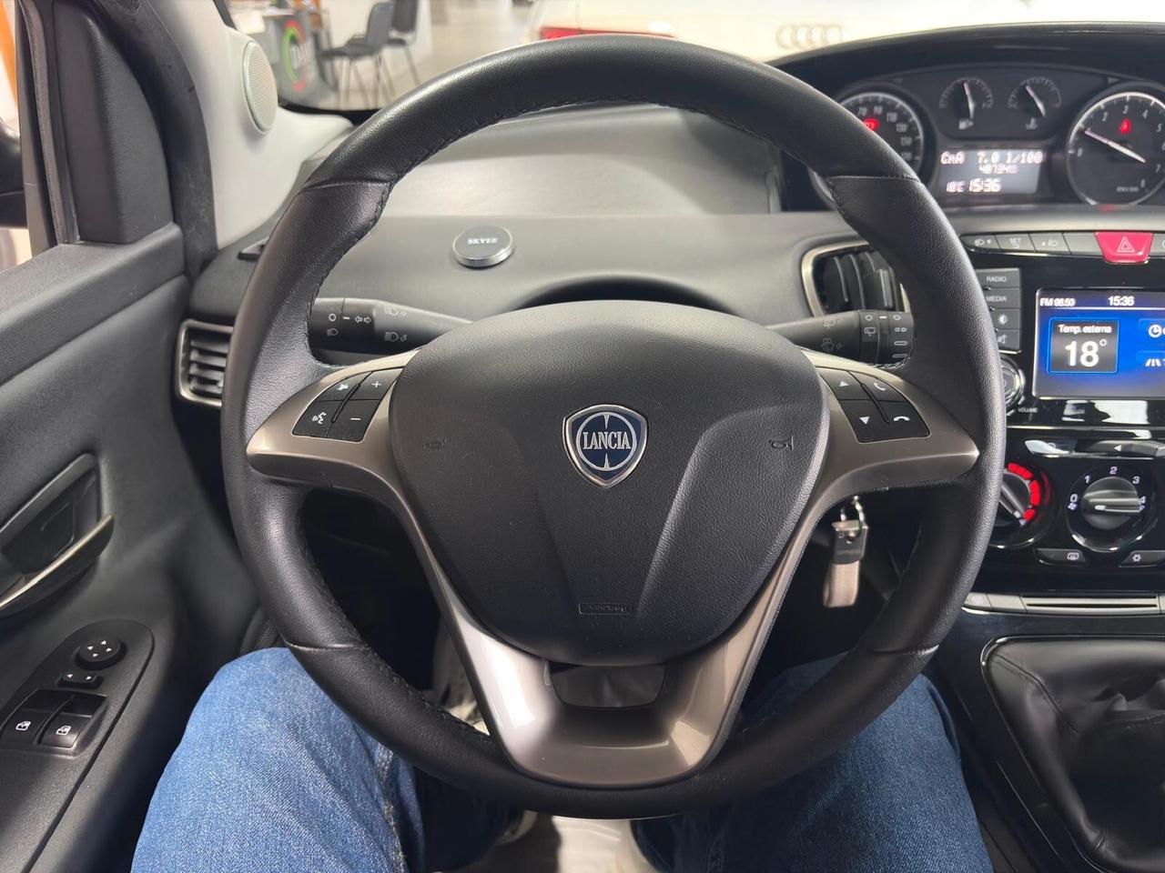 Lancia Ypsilon 1.2 BENZINA 69CV