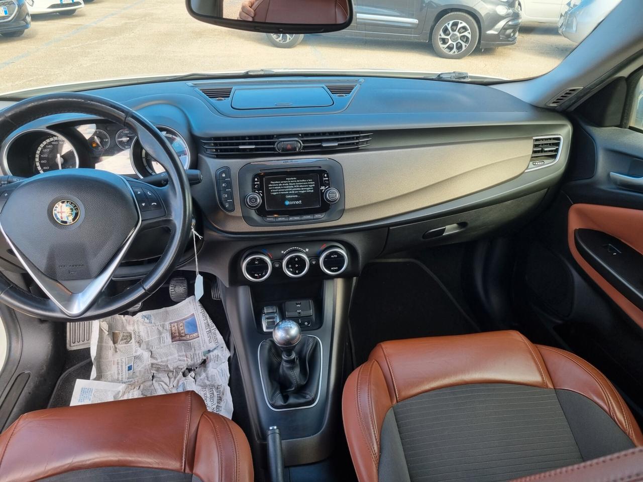 Alfa Romeo Giulietta 1.6 JTDm-2 105 CV Exclusive