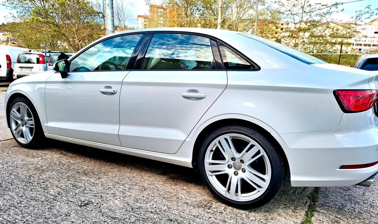 Audi A3 Sedan 2.0 TDI clean diesel Ambition