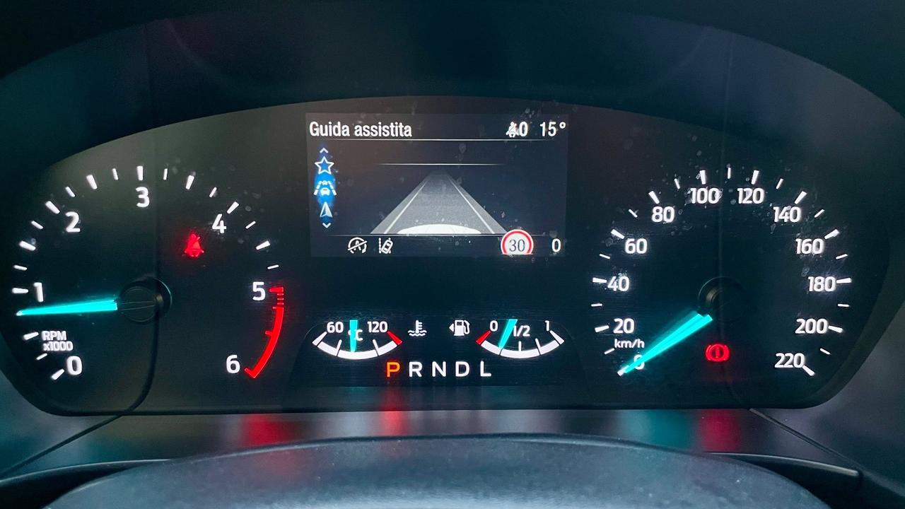 FORD KUGA 1.5 2WD ECOBLUE TITANIUM 120CV - FULL LED, TETTO, NEOPATENTATI