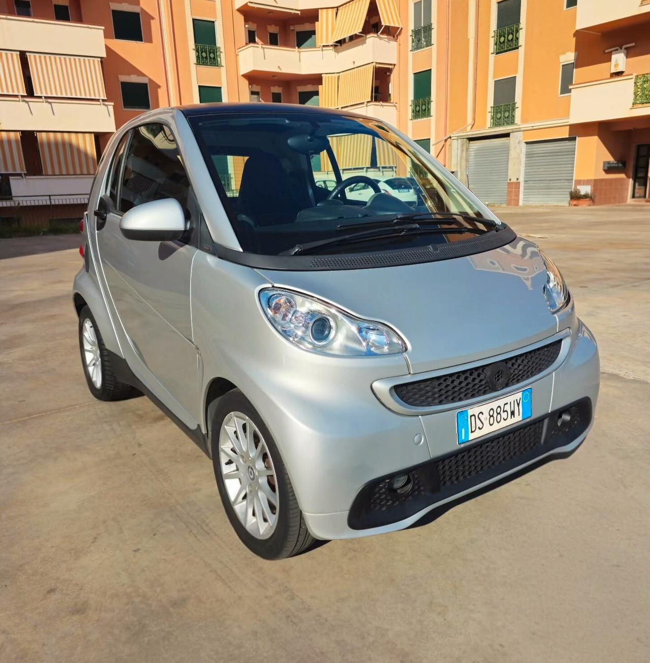 Smart ForTwo 1000 52 kW coupé passion