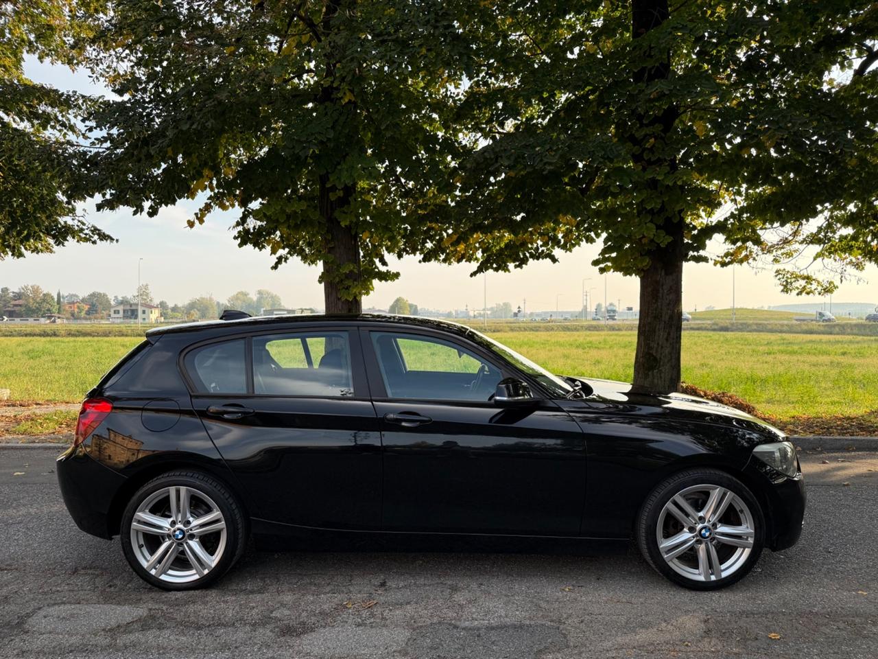 Bmw 116 116d 5p. Urban