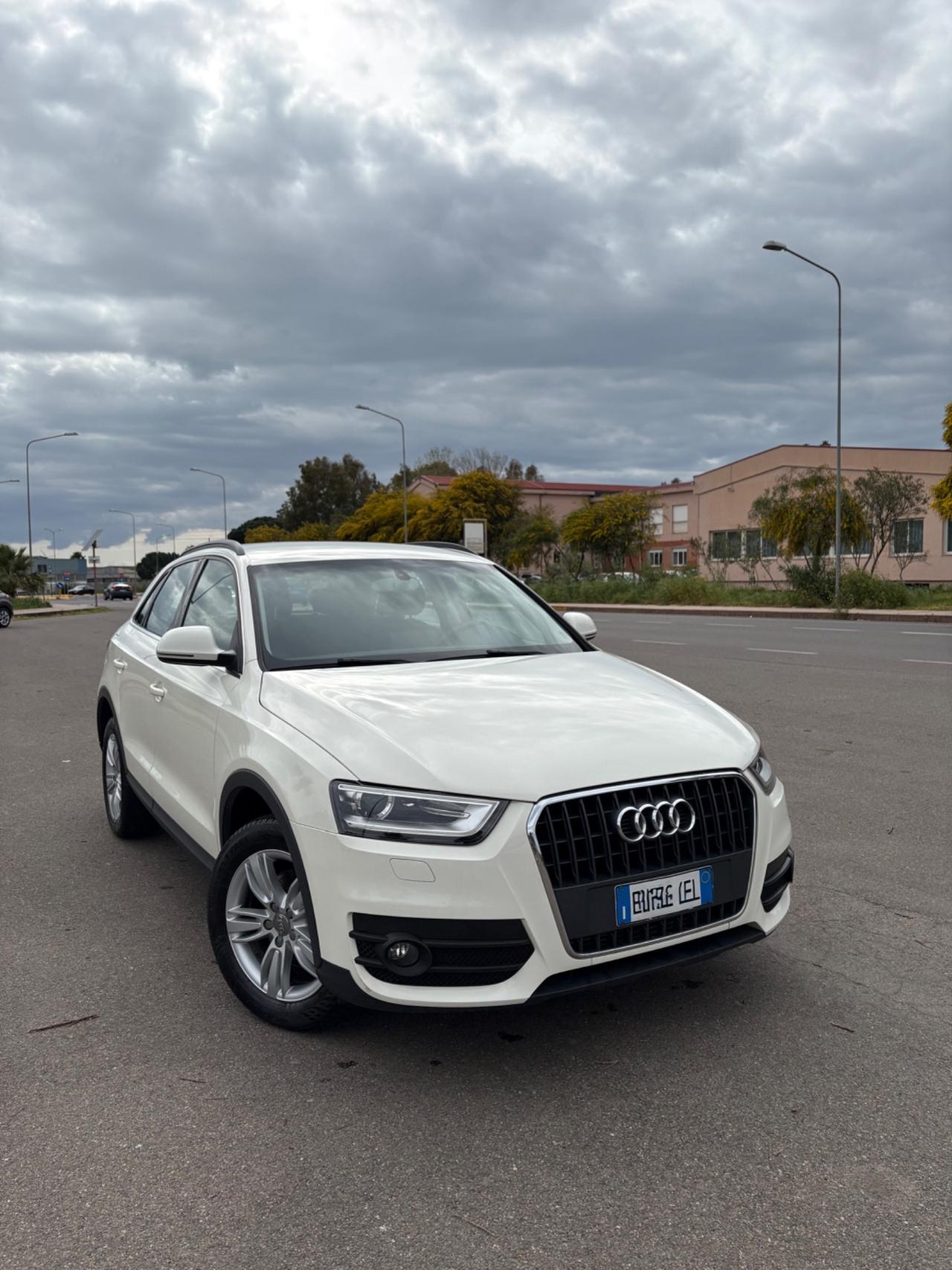 Audi Q3 2.0 TDI quattro S tronic Business Plus