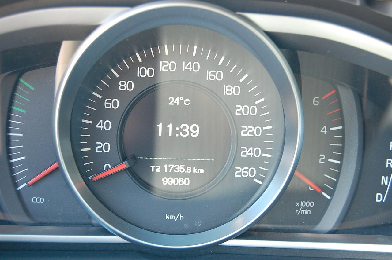 Volvo V40 Cross Country D4 Kinetic