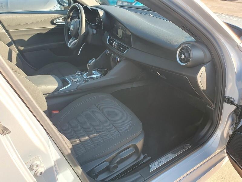ALFA ROMEO Giulia 2.2 TD 160 AT8 XENO CAM NAVI 8.8