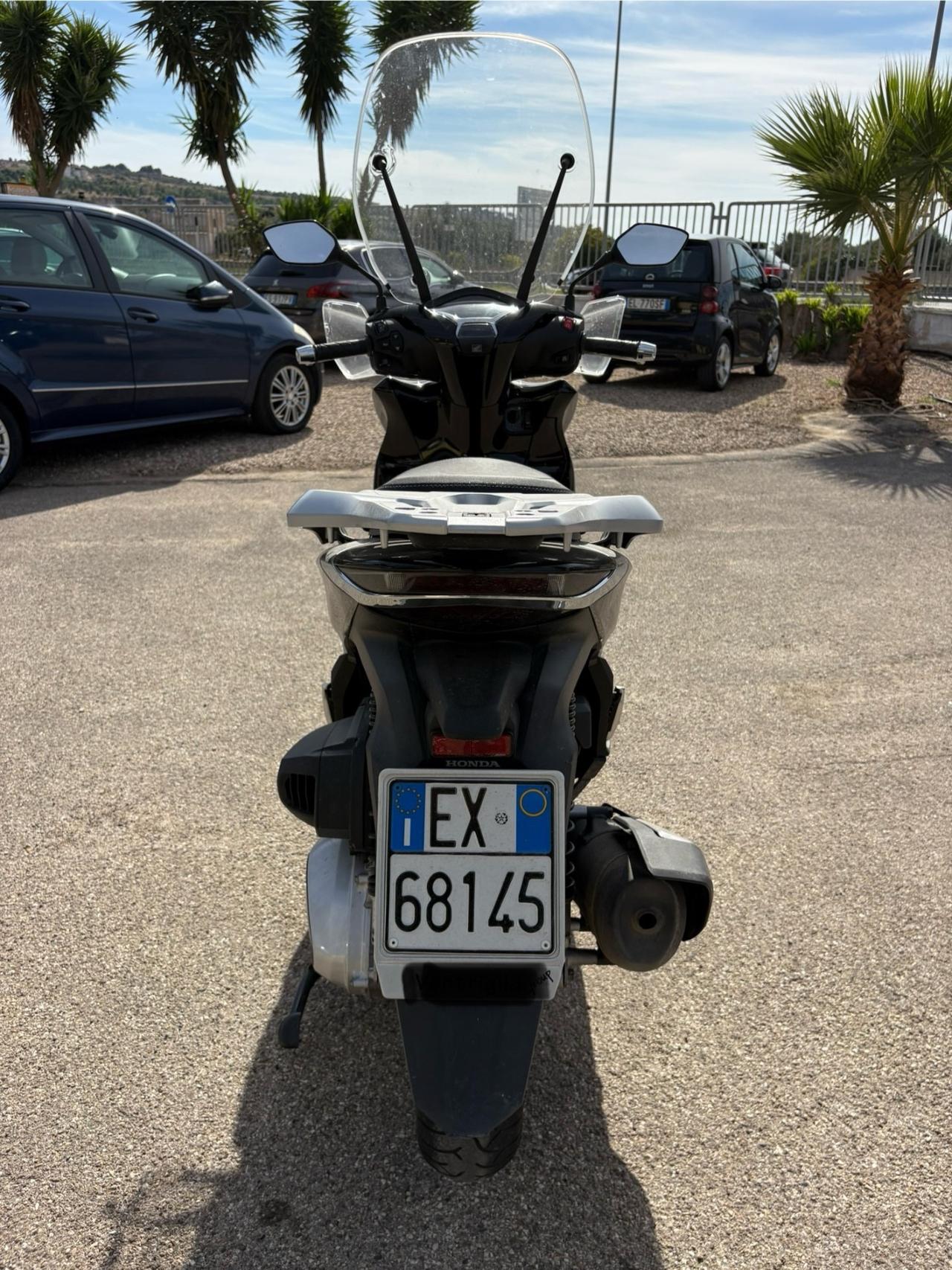 Honda SH 350