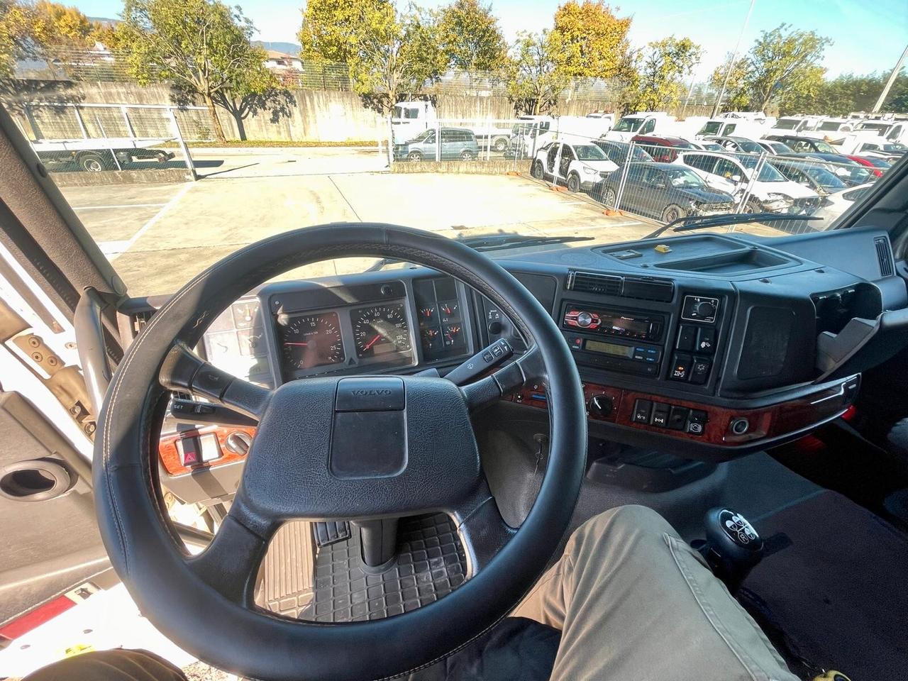 Volvo FH12-460 - ***TRASPORTO BESTIAME MICHIELETTO 3 PIANI ***