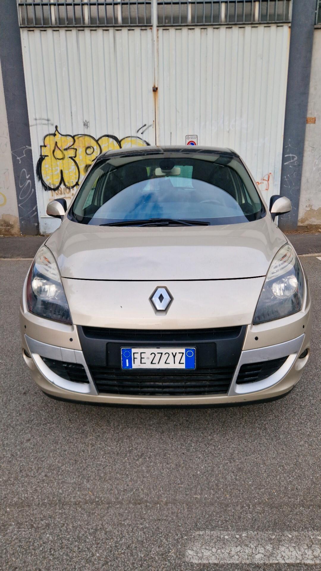 Renault Scénic XMod dCi 110 CV Limited