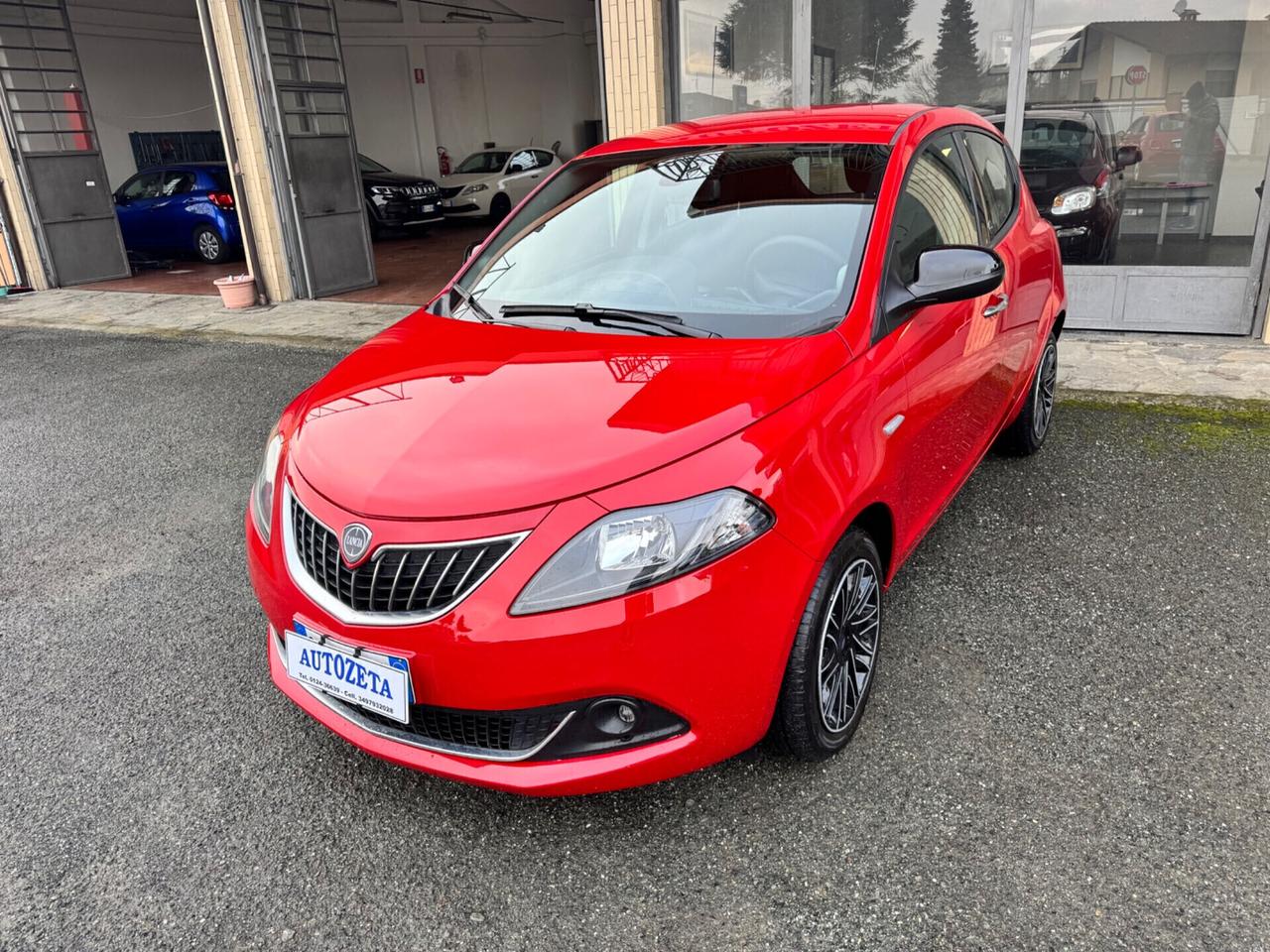 Lancia Ypsilon 1.0 Hybrid Gold