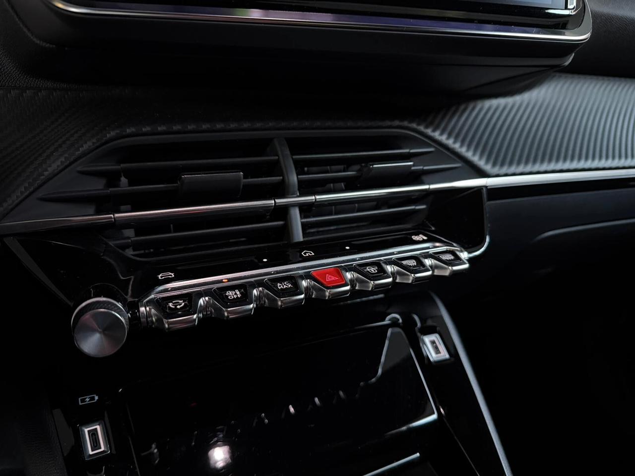 Peugeot 2008 1.2cc 100cv ALLURE - PREZZO REALE!