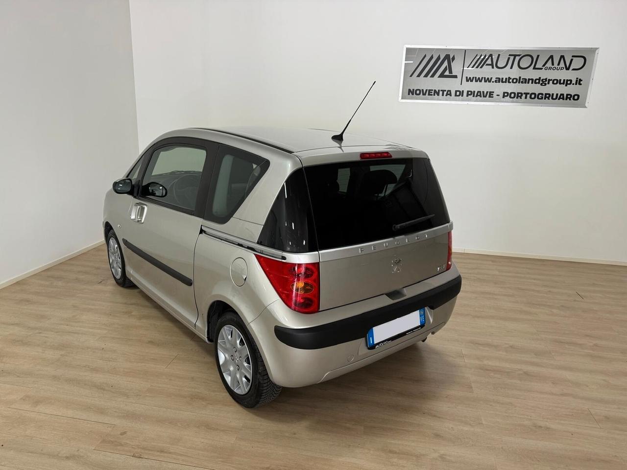 Peugeot 1007 1.4 Sporty 2Tronic