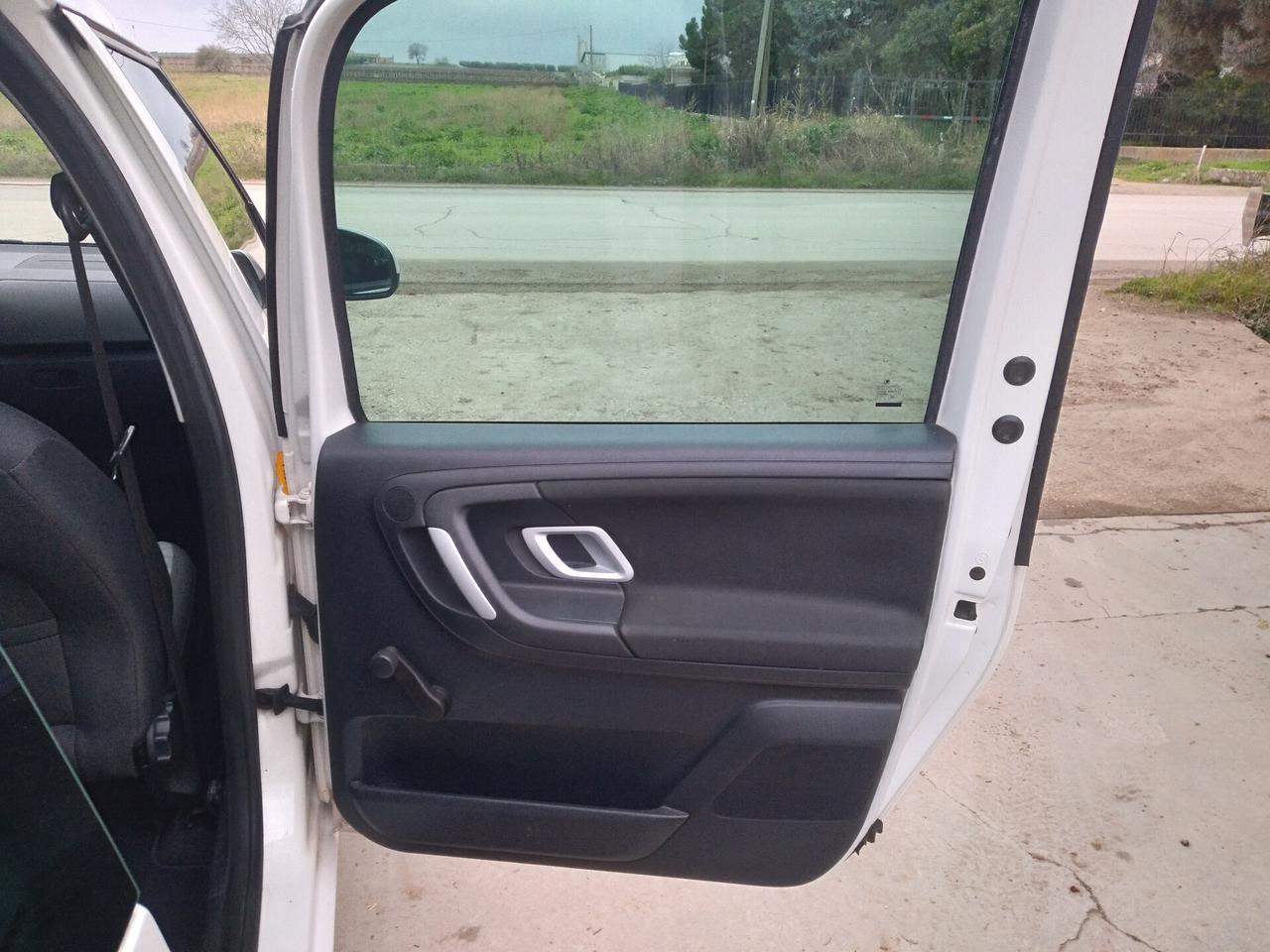 Skoda Roomster 1.4 TDI 80CV Sport