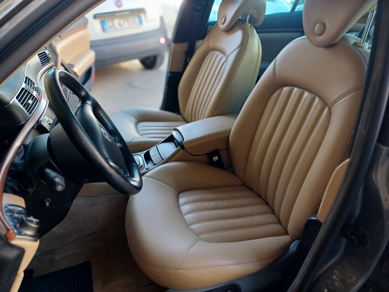 Lancia Thesis 3.0 V6 24V aut. Emblema