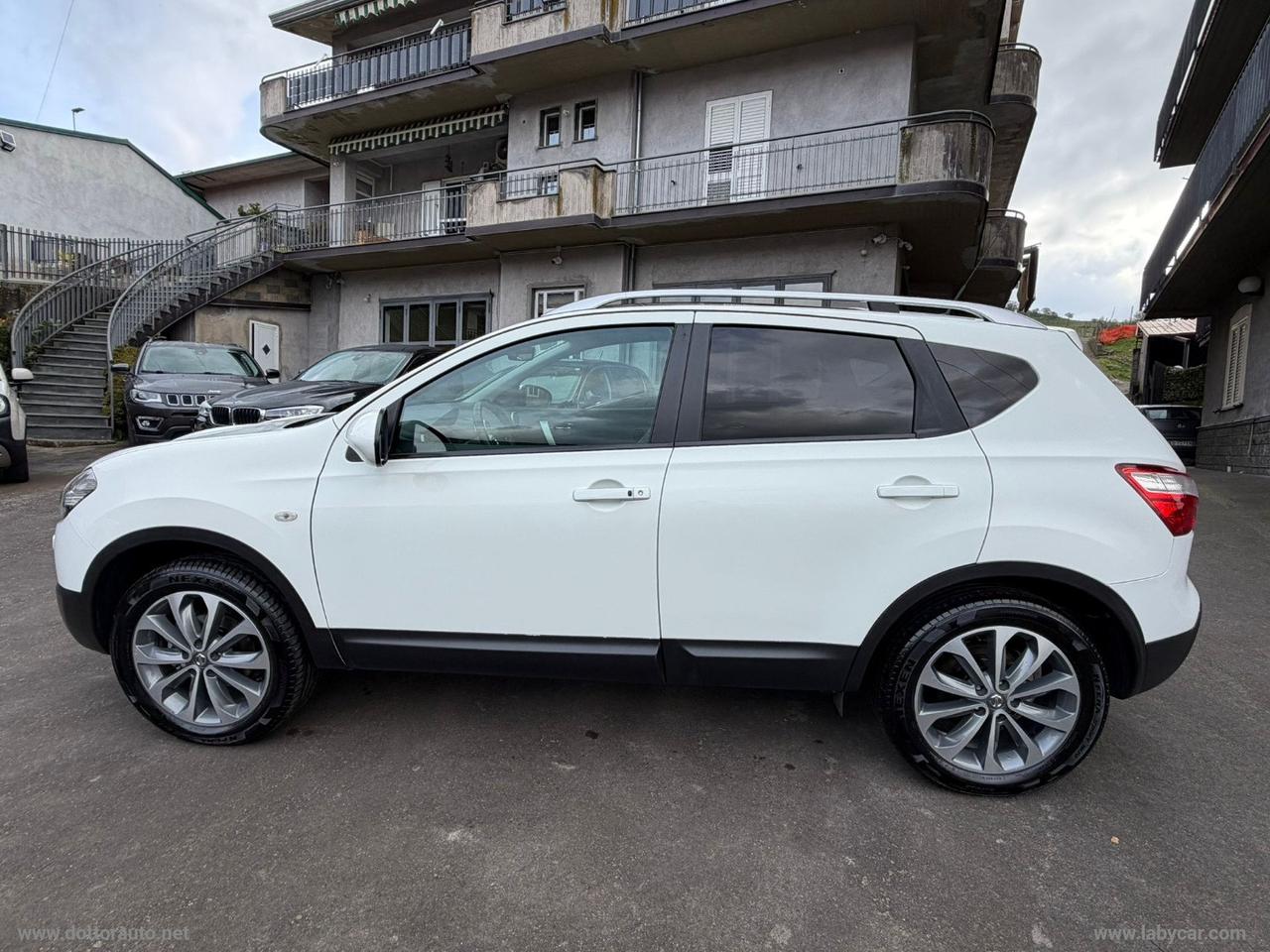 NISSAN Qashqai 1.6 dCi Tekna 4WD