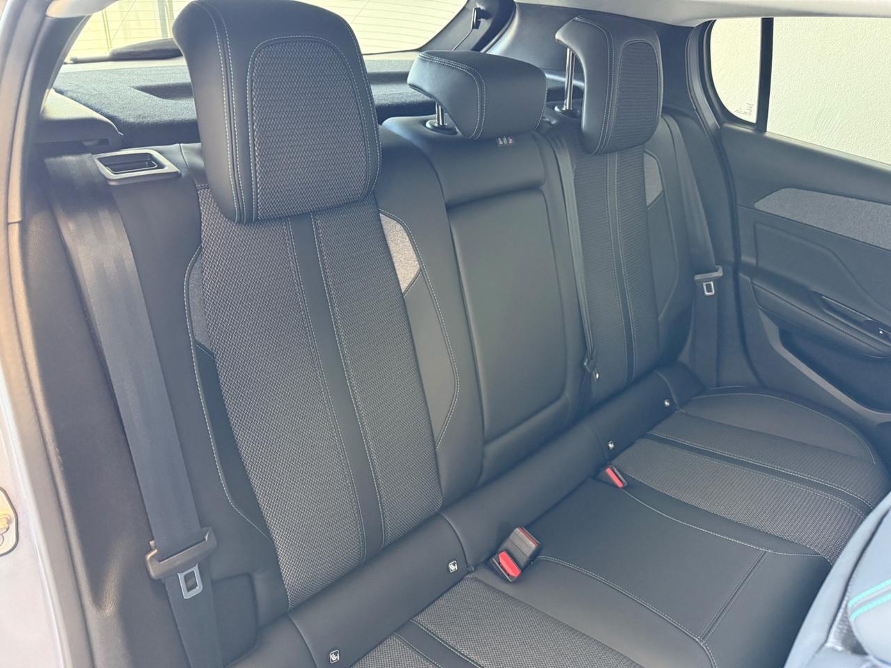 Peugeot 308 BlueHDi 130 S&S EAT8 Allure Pack Berlina