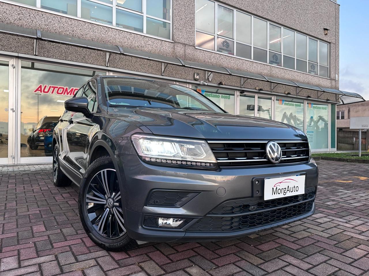 VW TIGUAN 1.6TDI 116CV EURO6D! FARI FULL LED! ACC NAVIGATORE
