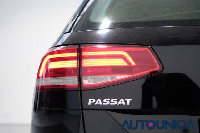 VOLKSWAGEN Passat Variant 2.0 TDI BUSINESS BLUEMOTION TECHNOLOGY