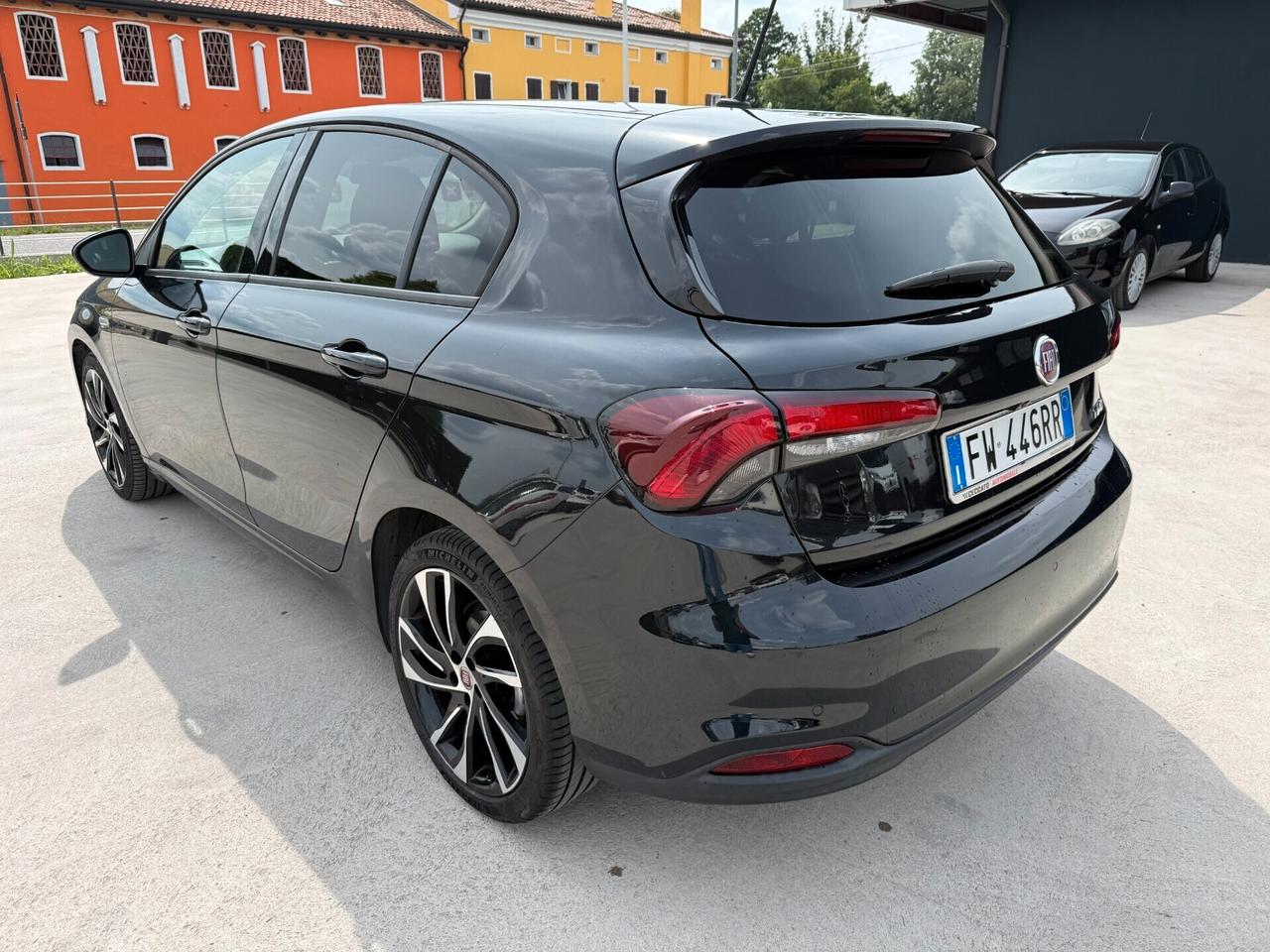 Fiat Tipo 1.6 Mjt S&S 5 porte S-Design