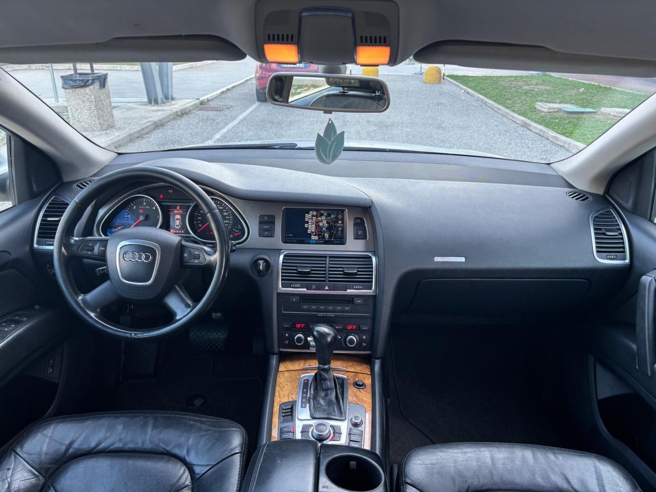Audi Q7 3.0 V6 QUATTRO TIPTRONIC