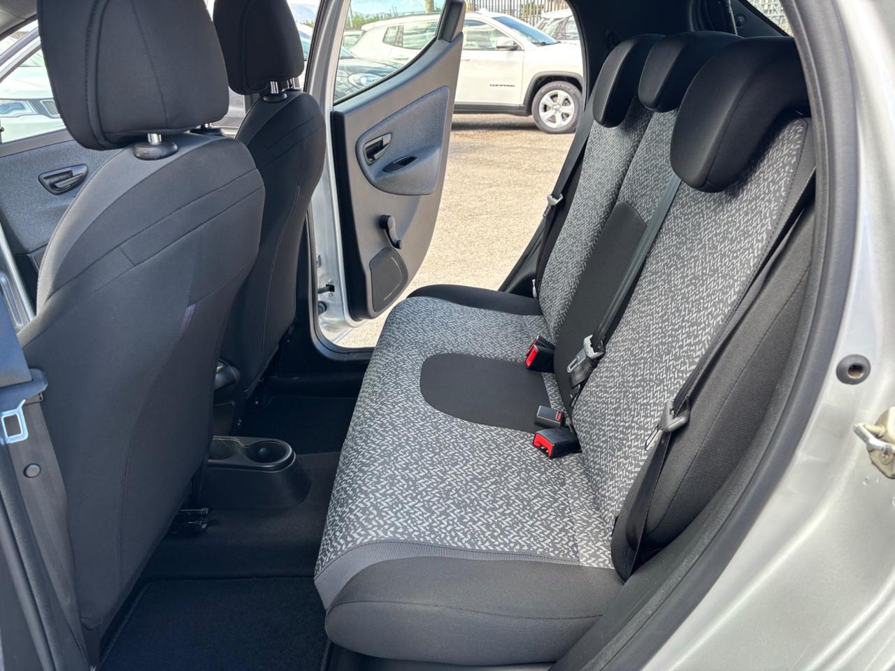 Lancia Ypsilon 1.2 69 CV 5 porte GPL Ecochic Monogram