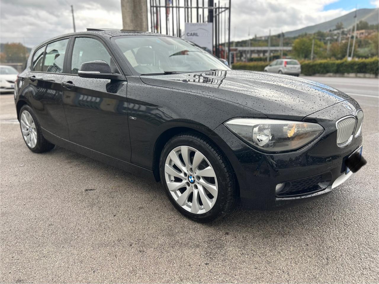 Bmw 118 118d 5p. Urban