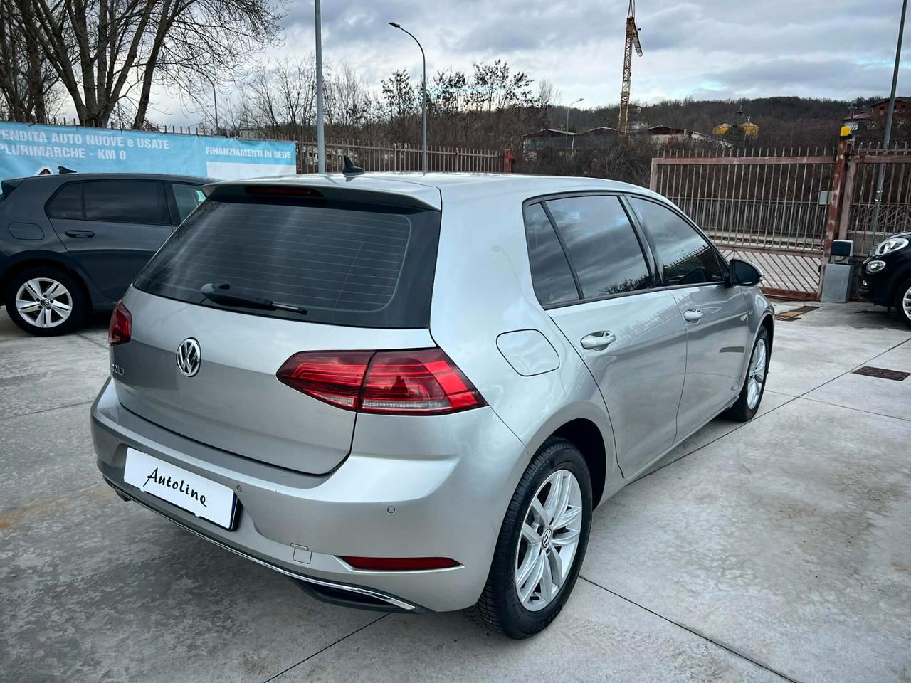 Volkswagen Golf 1.6 TDI 115 CV -CARPLAY-LED