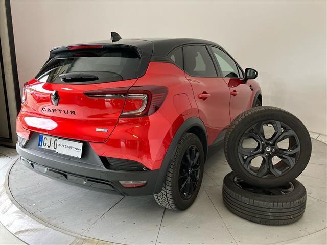 RENAULT Captur 1.6 E-Tech full hybrid Rive Gauche 145cv auto