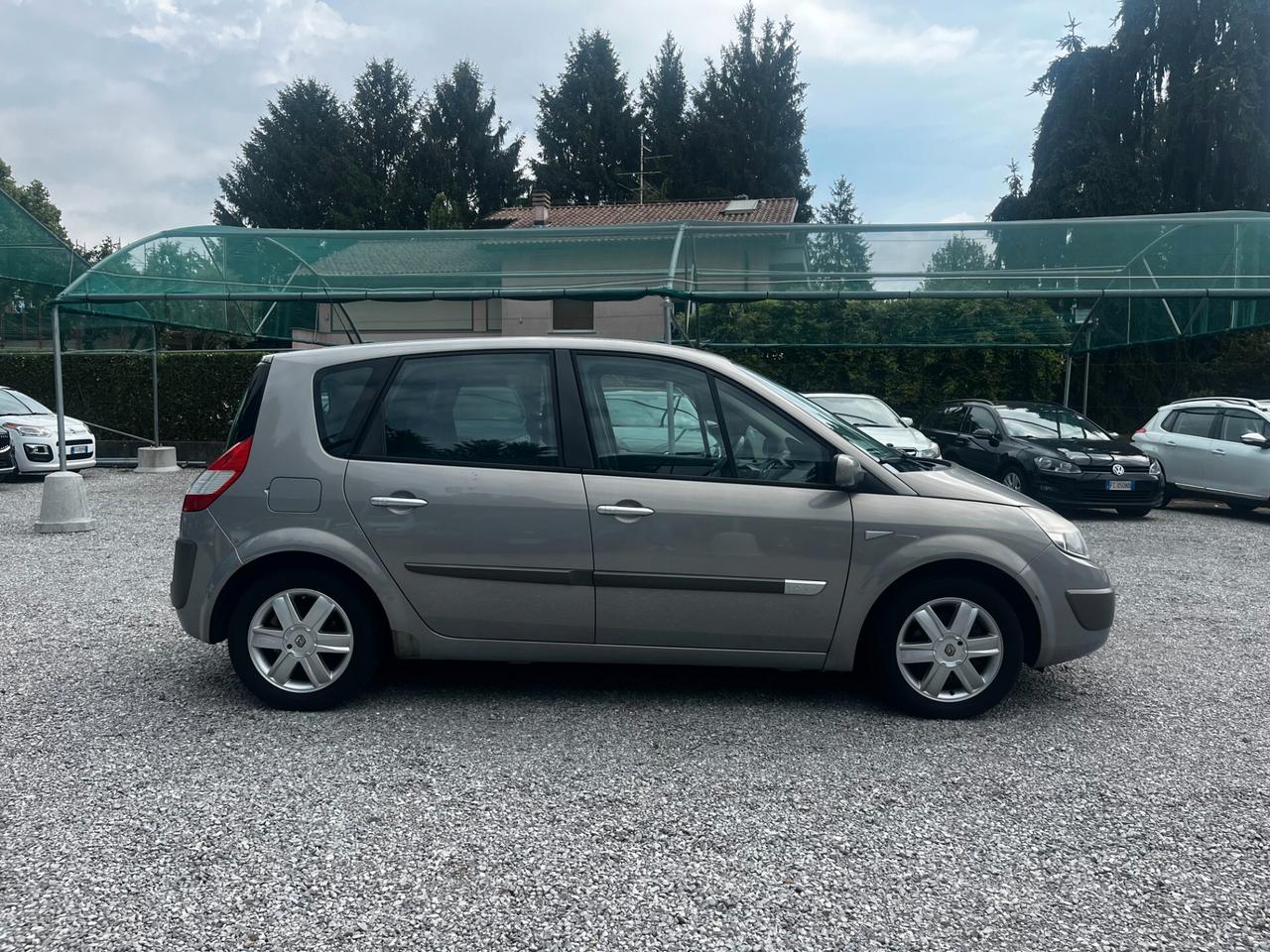 Renault Scenic Scénic 1.6 16V Limited neopatentati