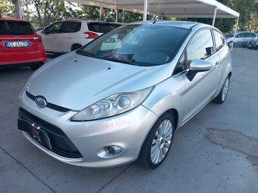 Ford Fiesta 1.6 TDCi 3p. Ghia x neo patentati km 208000 ottime condizioni