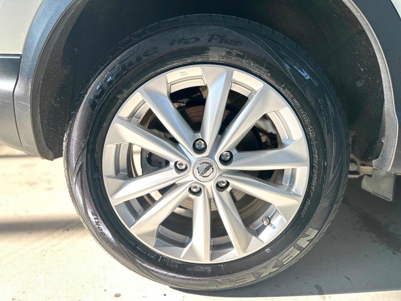 Nissan Qashqai 1.5 dCi Tekna NEOPATENTATI