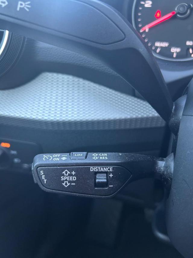 AUDI Q2 30 TDI Admired Advanded FARI MATRIX