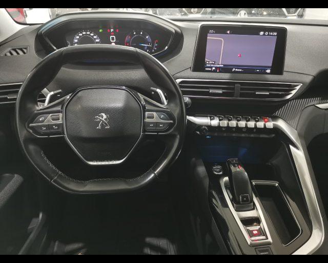 PEUGEOT 5008 BlueHDi 120 S&S EAT6 Business