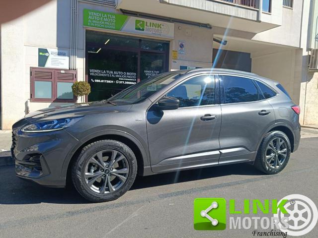 FORD Kuga 2.5 Full Hybrid 190 CVT 2WD ST-Line Design