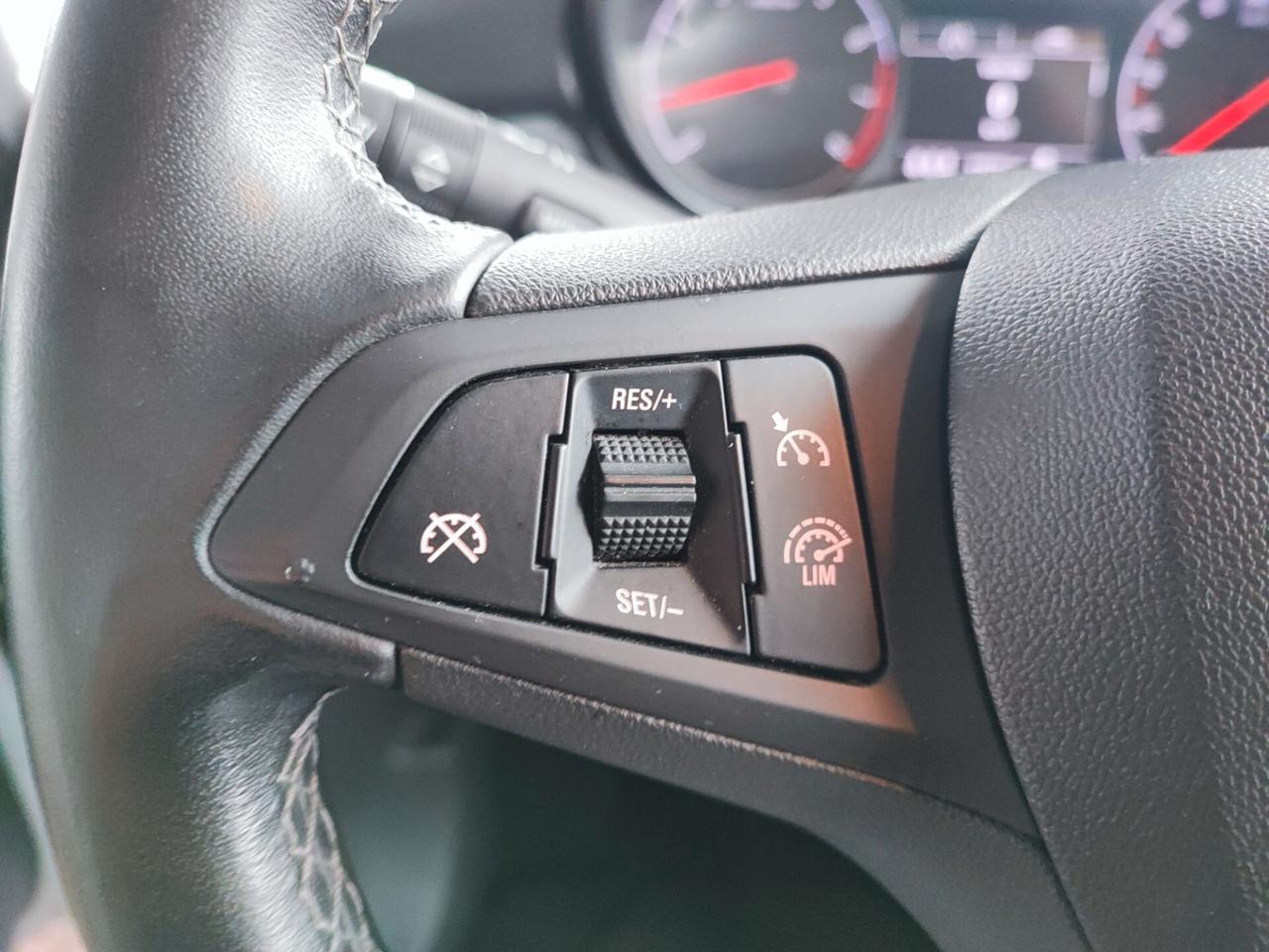 Opel Corsa 1.4 90CV GPL Tech 5 porte Innovation