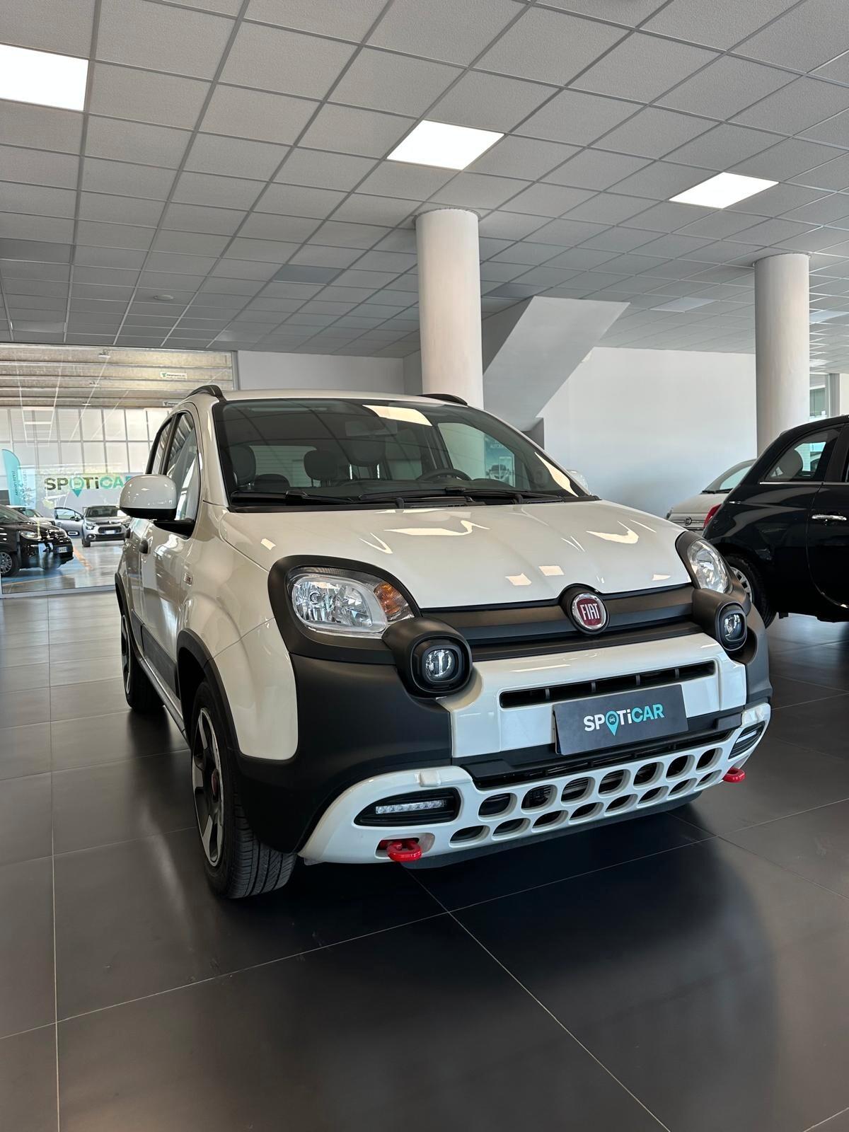 Fiat Panda CROSS 1.0 hybrid 2024 km 0 aziendale