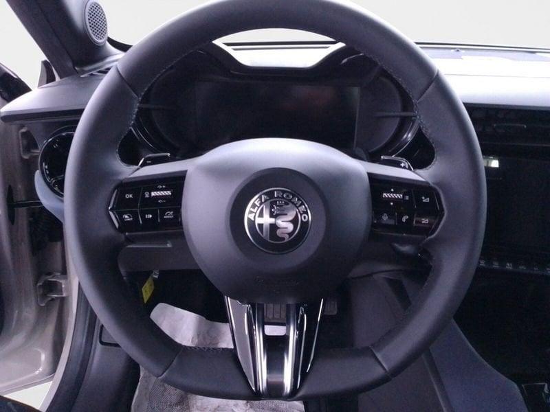 Alfa Romeo Junior 1.2 ibrida 145cv edct6