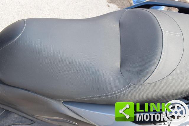 YAMAHA Tricity 300 ABS GARANZIA CASA MADRE!