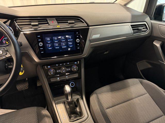 VOLKSWAGEN Touran 1.4 TSI DSG Business 7P Navi ACC DAB+