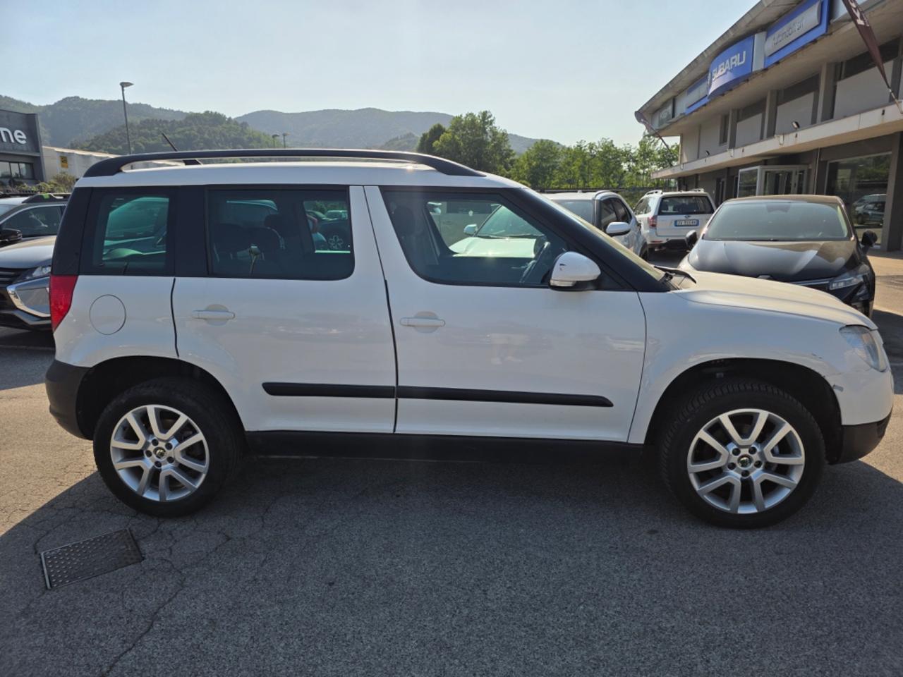 Skoda Yeti 2.0 TDI CR 140CV DSG 4x4 Elegance