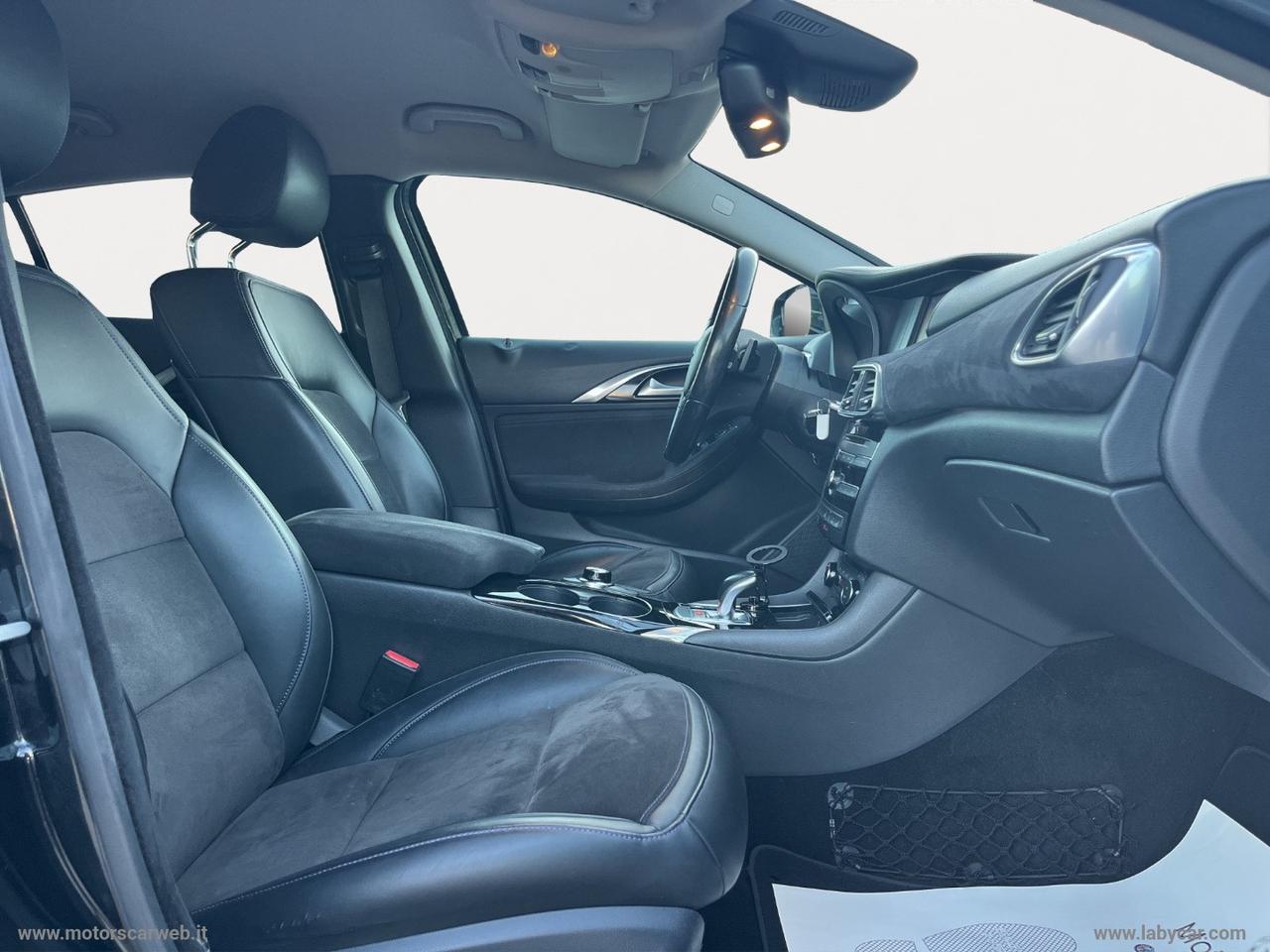 INFINITI Q30 1.5d DCT Premium