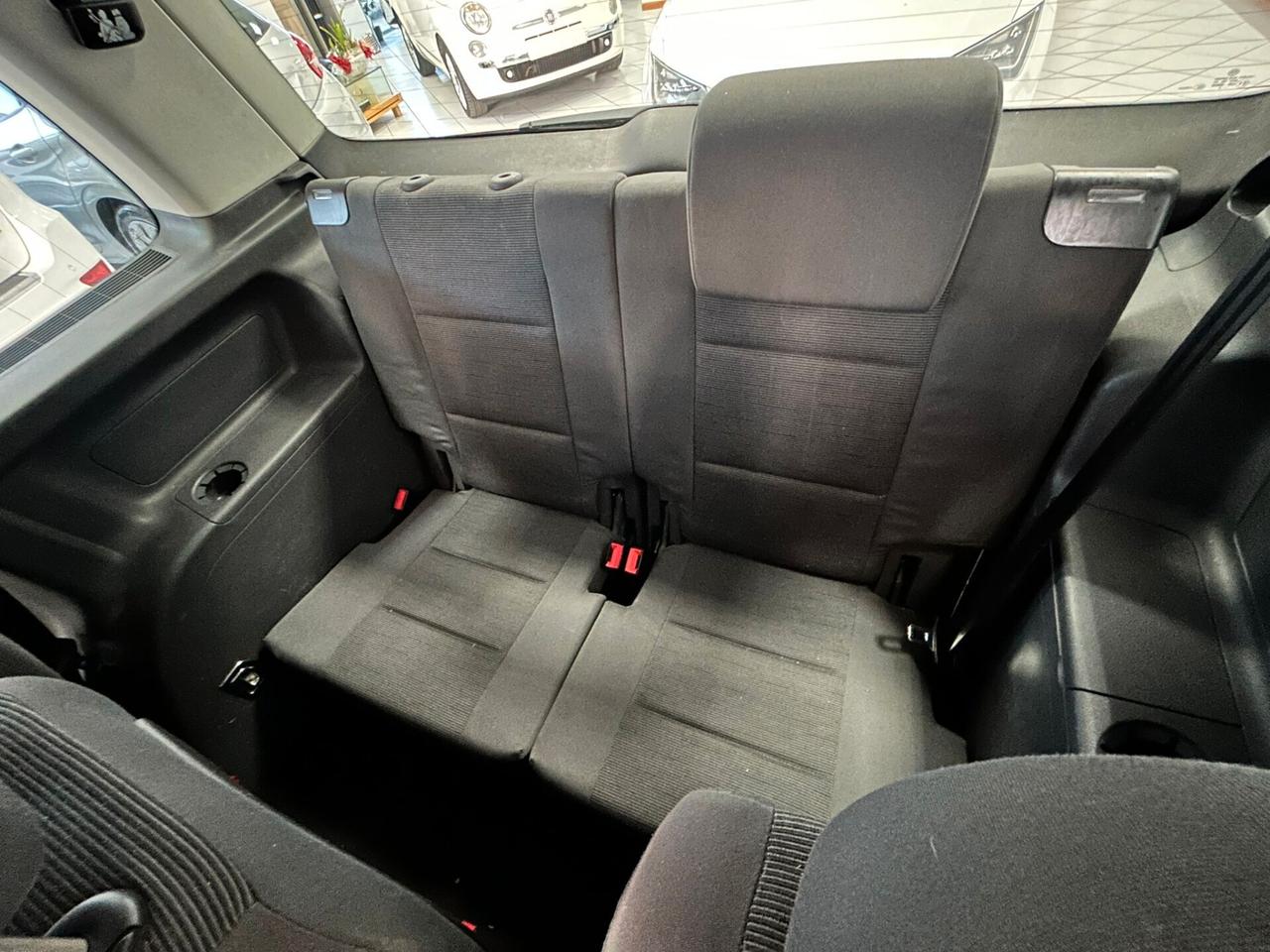 VW Touran 1.9 TDI 7 POSTI 2008