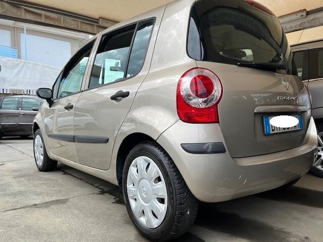 RENAULT MODUS 1,1 BENZINA