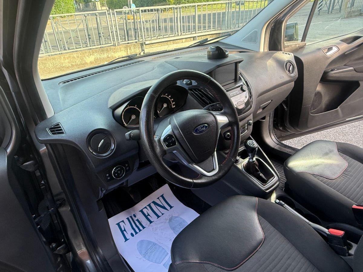 FORD - Tourneo Courier - 1.5 TDCI 100 CV Plus GANCIO TRAINO
