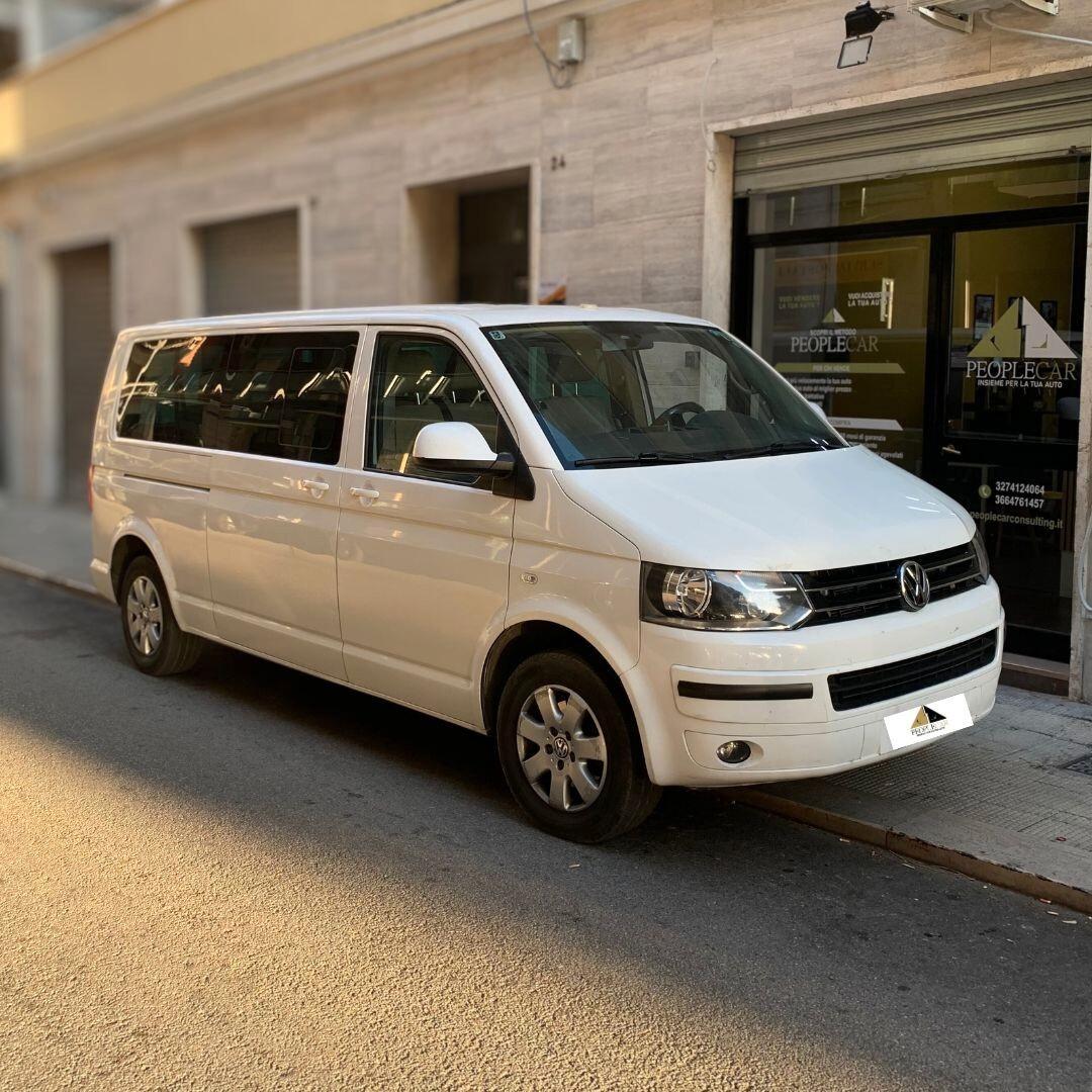 Volkswagen T5 Caravelle minivan