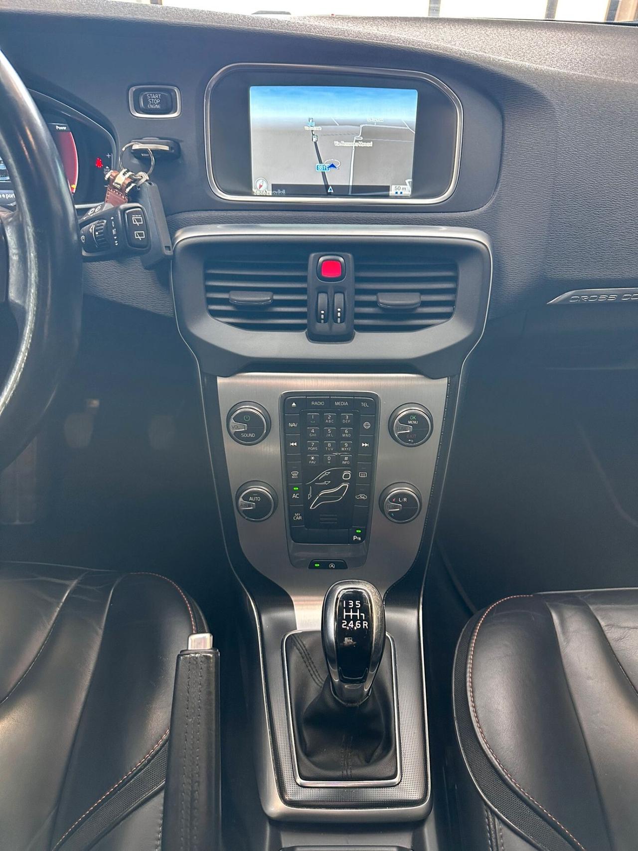 Volvo V40 Cross Country D4 Ocean Race