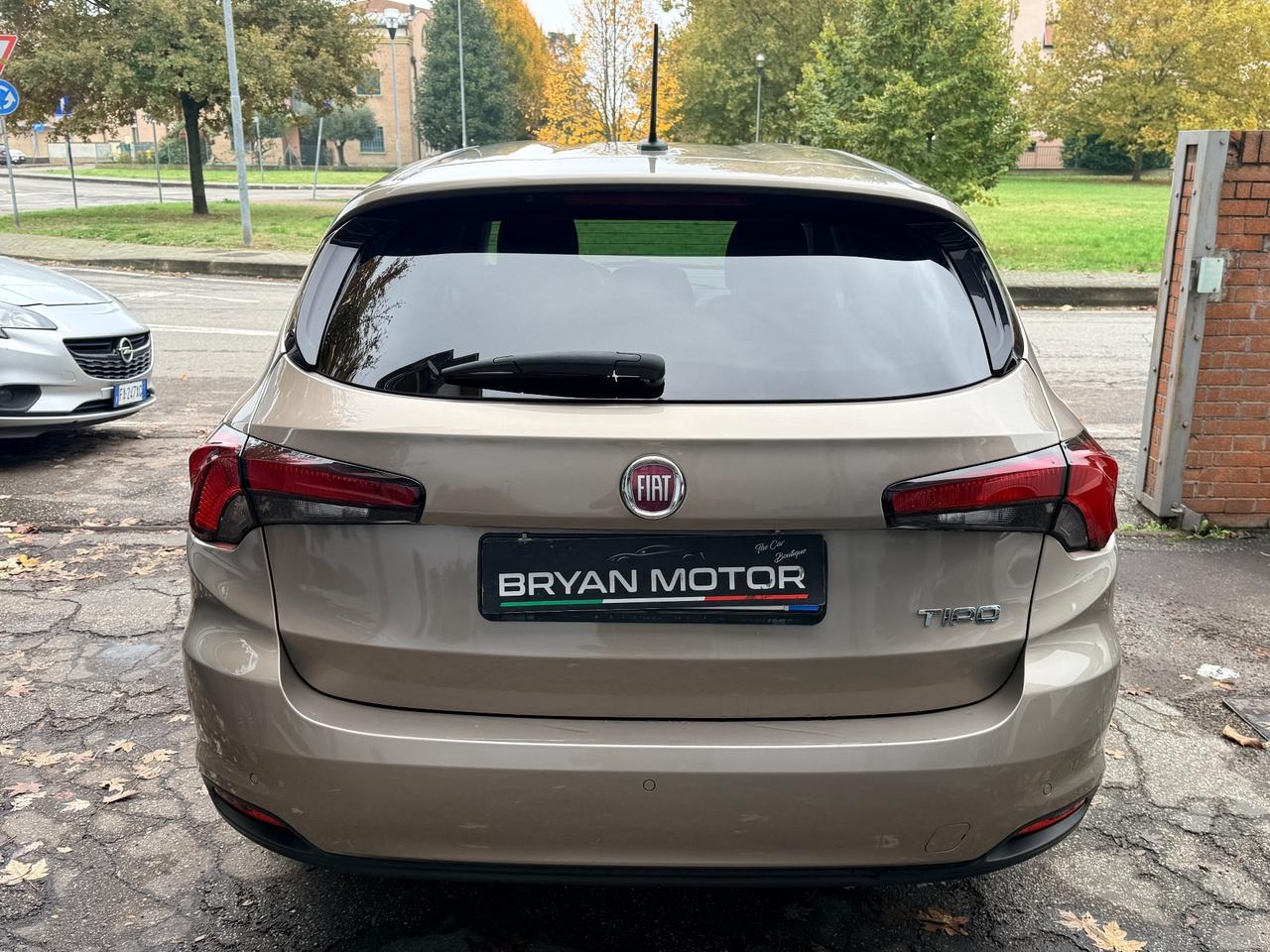 Fiat Tipo 1.6 Mjt S&S SW Mirror