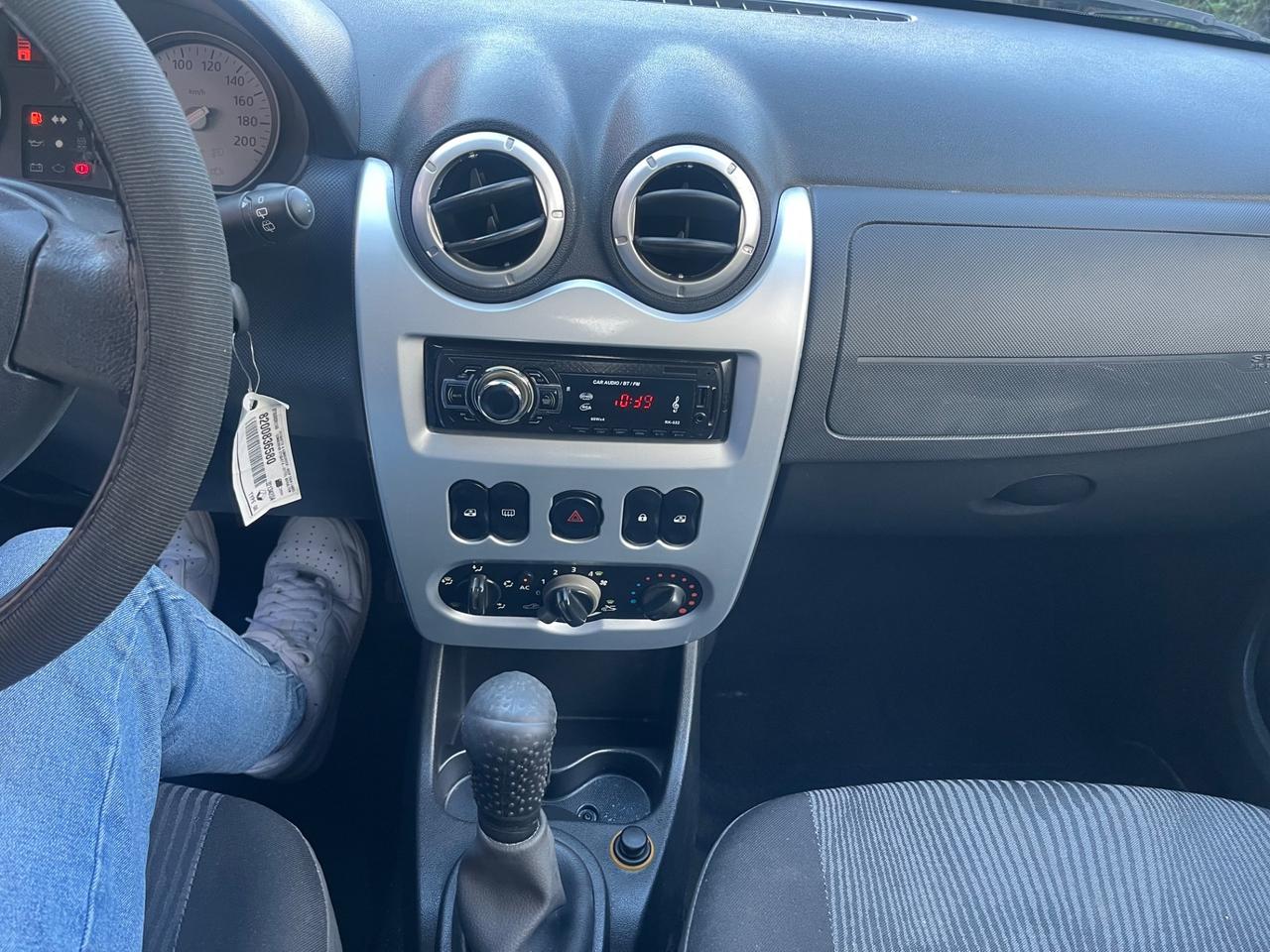 Dacia Sandero 1.2 16V Lauréate 2009 117.000 KM