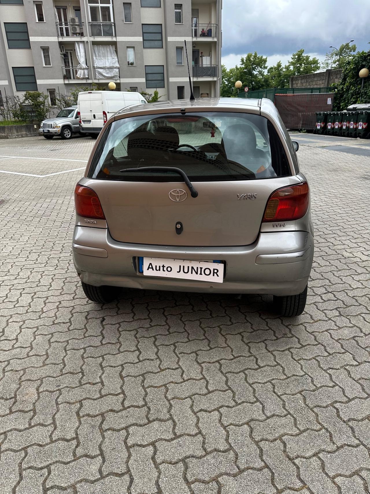Toyota Yaris 1.0i 16V cat 5 porte Expo Clima
