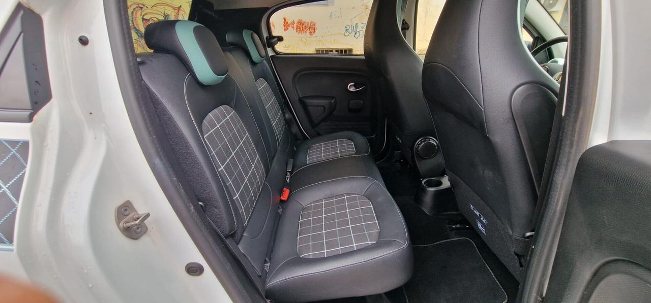 Renault Twingo TCe 90 CV Energy La Parisienne FINANZIAMENTI ANCHE SENZA BUSTA PAGA